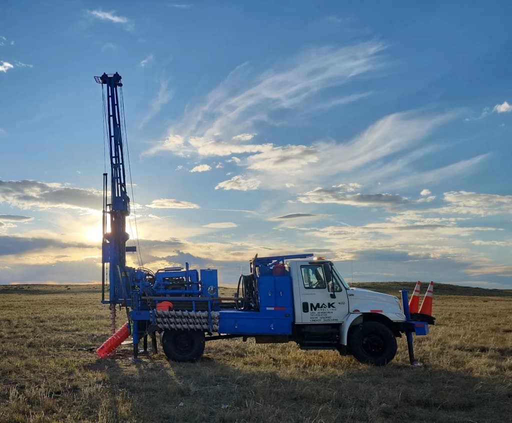 Pipelines & Utilities, MAK Drilling field photo.