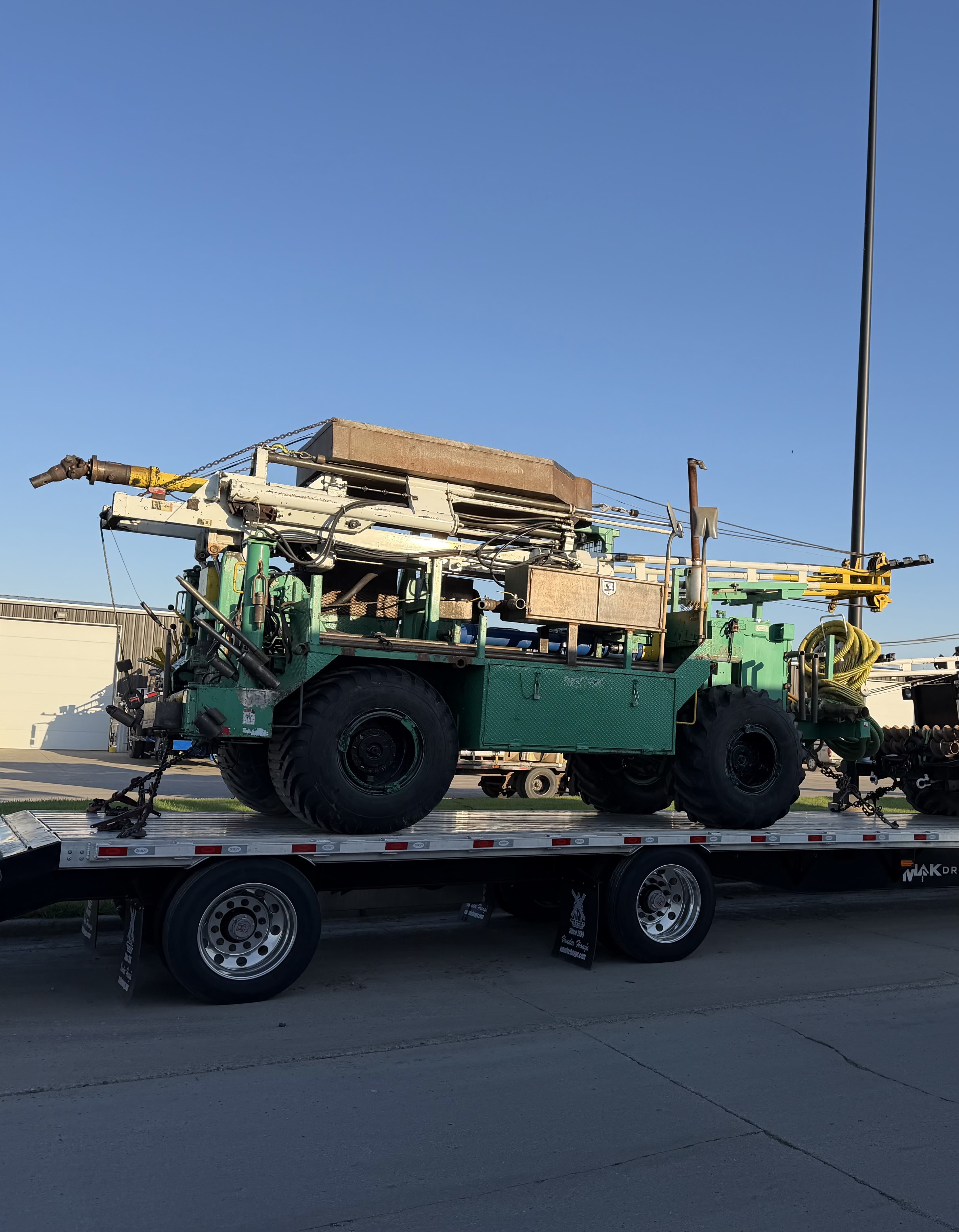 750 4x4 Buggy Rig, MAK Drilling rig.