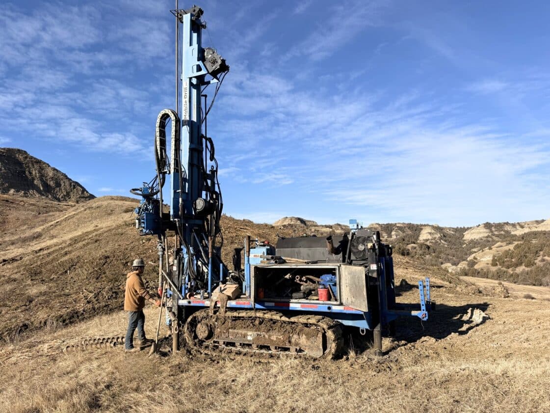 B48X (Tracked), MAK Drilling rig.